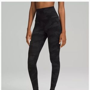 Lululemon camo align leggings size 2, length 30”